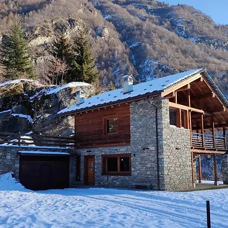 Villa Walser 4&2, Emma *